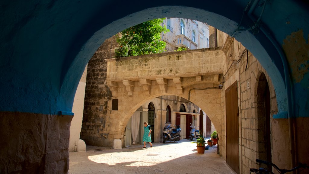 Bari ofreciendo patrimonio de arquitectura