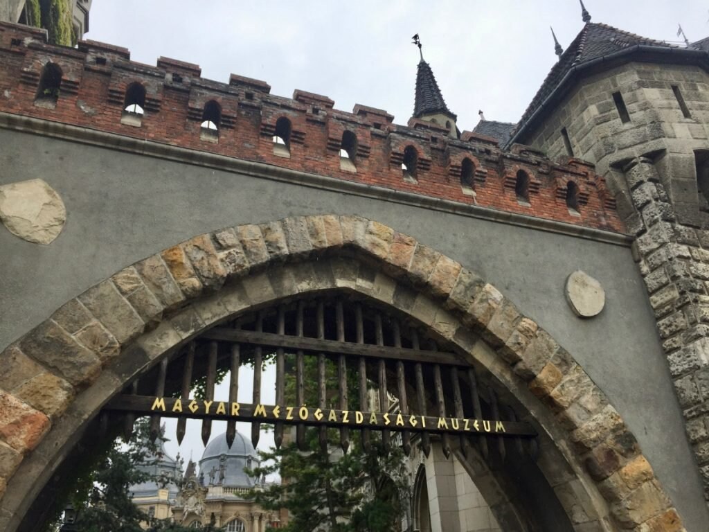 Stadtwald Burg in Budapest