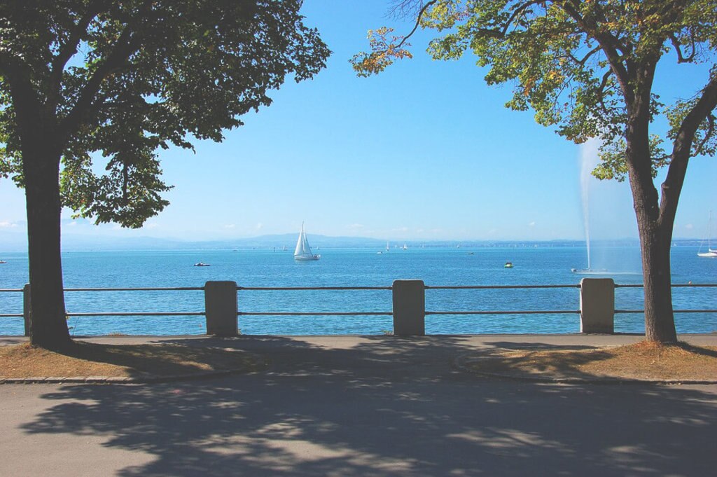 Segelboote am Bodensee in Konstanz