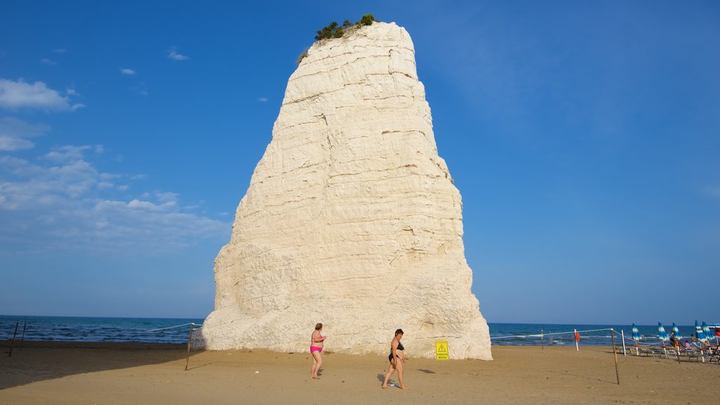 Pizzomuou which includes a sandy beach