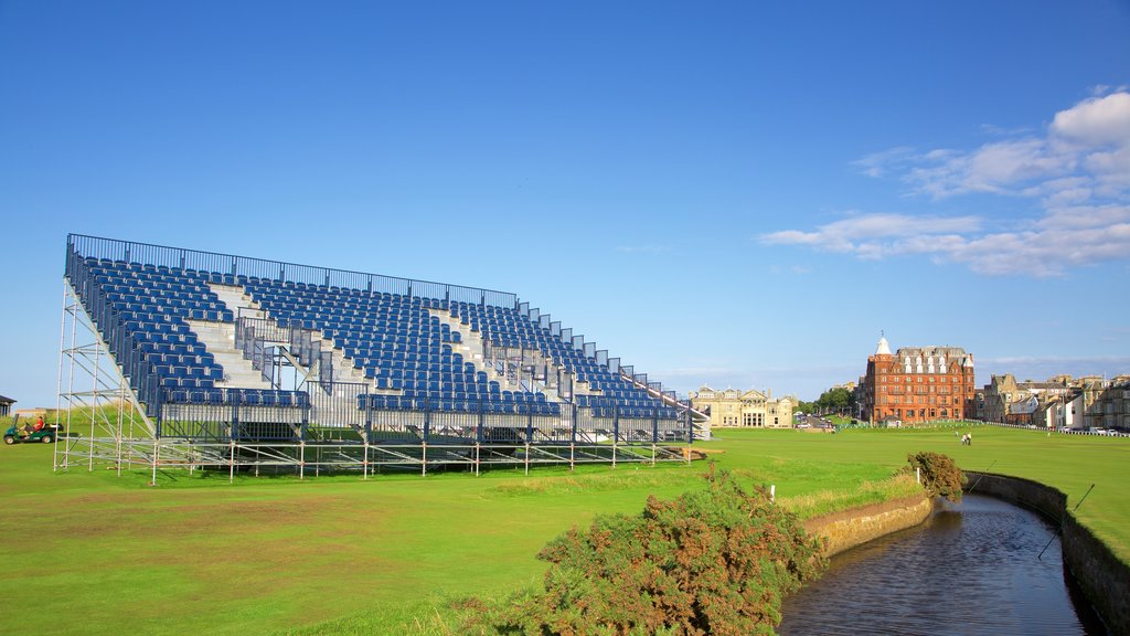 St. Andrew Links showing golf