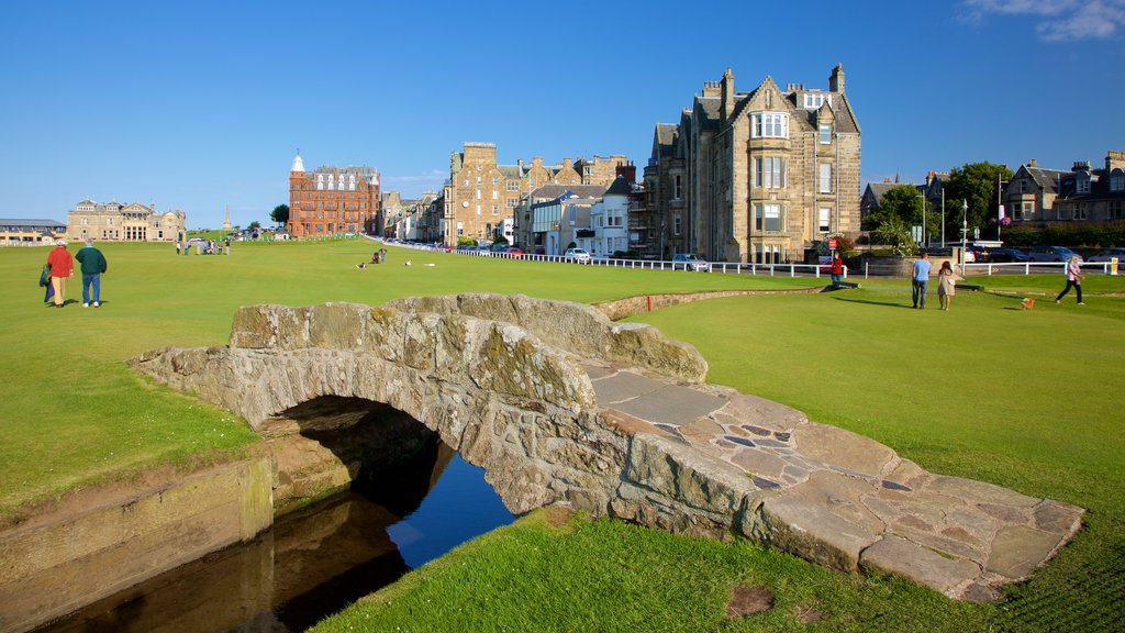 St. Andrew Links which includes heritage architecture and golf