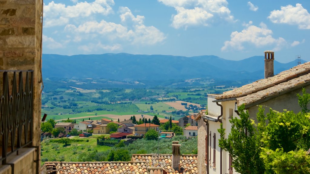 Montefalco featuring heritage architecture and landscape views