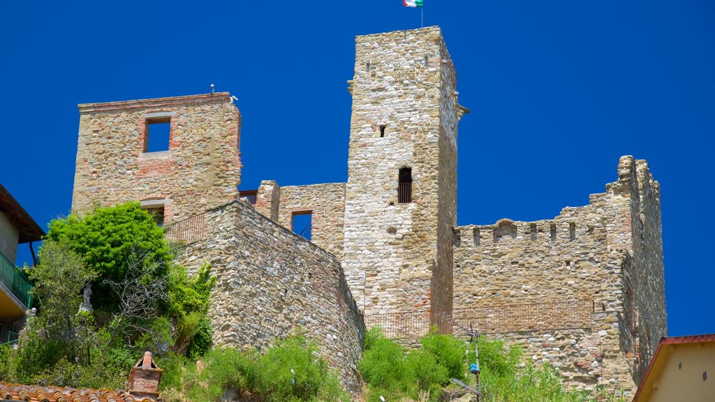 Passignano sul Trasimeno mostrando ruinas de edificios