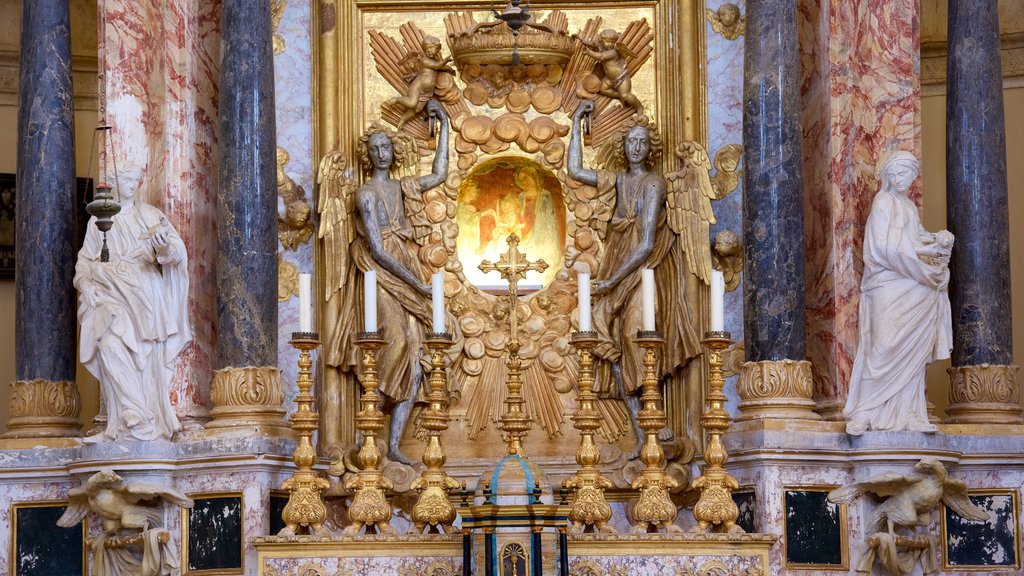 Santa Maria della Consolazione showing religious elements and heritage architecture