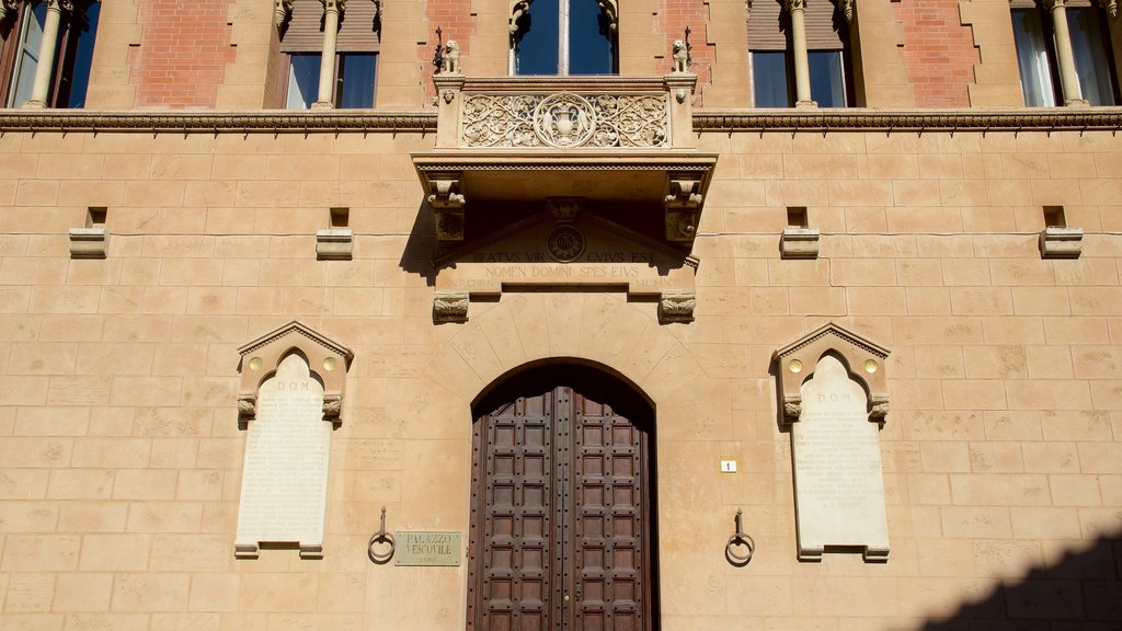 Massa Marittima ofreciendo patrimonio de arquitectura