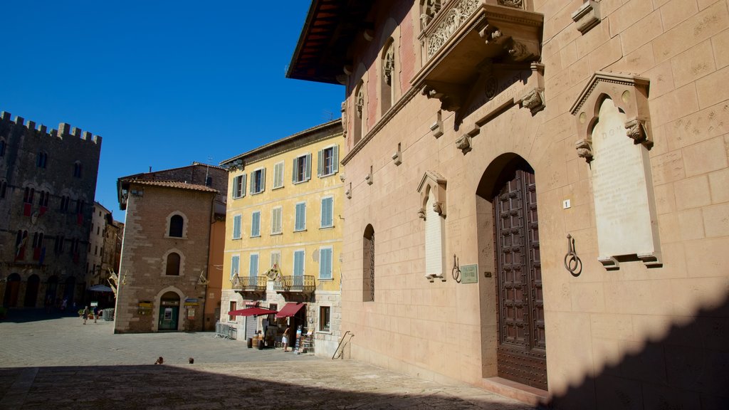 Massa Marittima showing heritage architecture