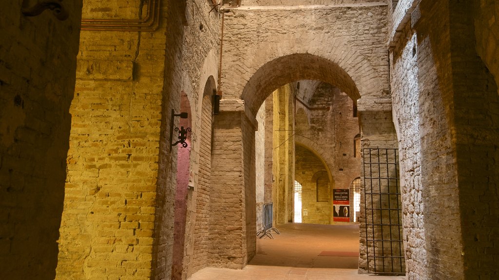 Rocca Paolina featuring heritage architecture and interior views