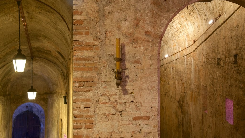 Rocca Paolina toont interieur en historische architectuur