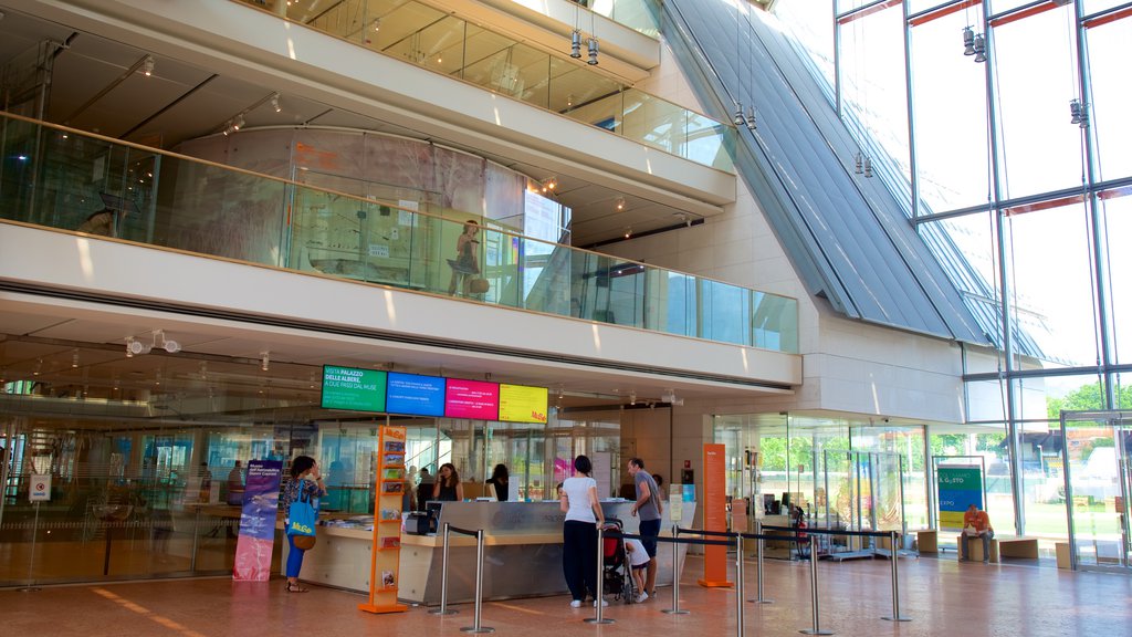 Museo Tridentino di Scienze Naturali showing interior views and modern architecture