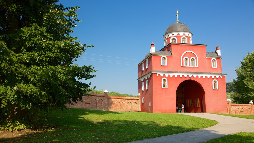 Parque Nacional de Fruska Gora ofreciendo patrimonio de arquitectura