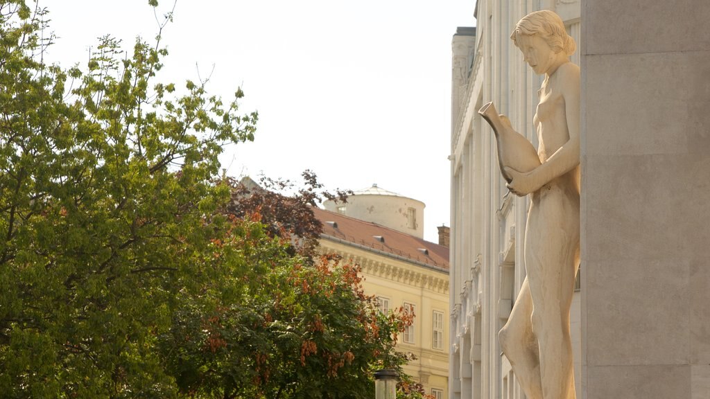 Budapeste mostrando uma estátua ou escultura