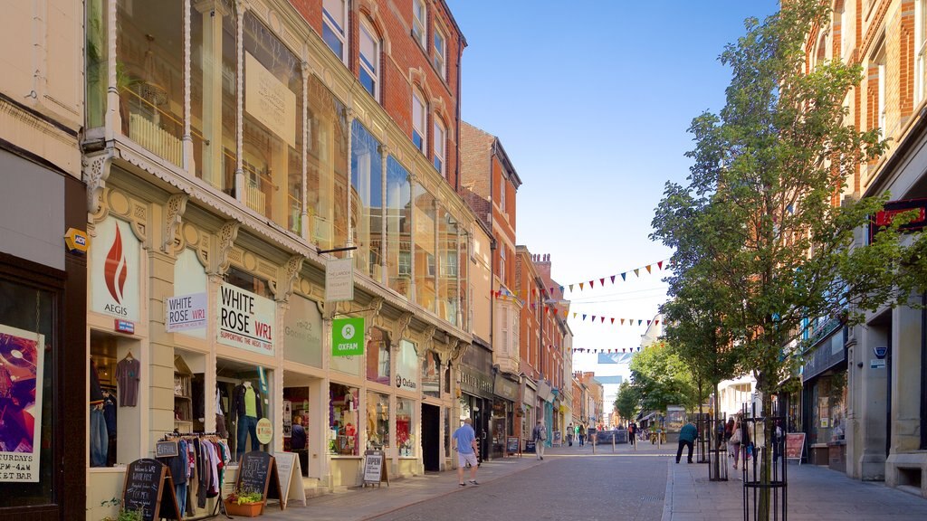 Lace Market showing a city, street scenes and signage