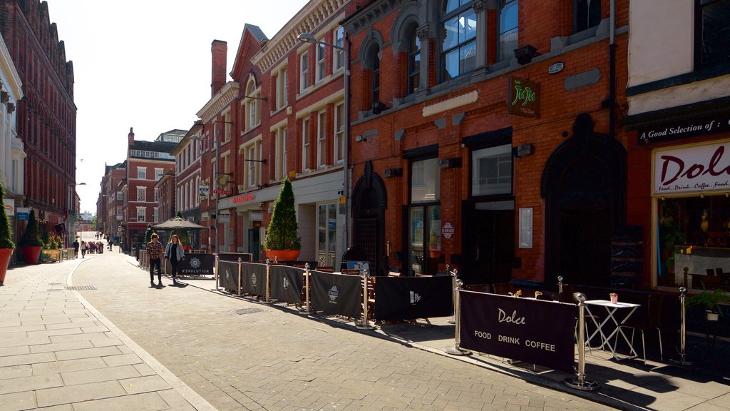 Lace Market mostrando uma cidade, cenas de cafeteria e cenas de rua