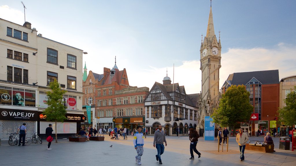 Leicester que inclui uma cidade, uma praça ou plaza e um monumento