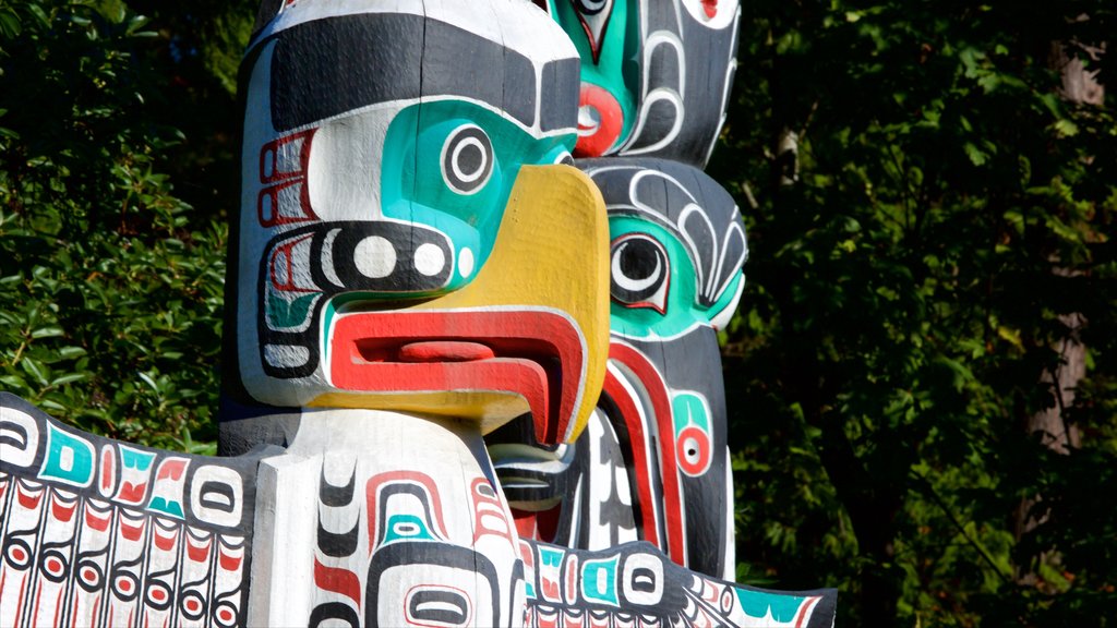 Stanley Park featuring a monument and indigenous culture