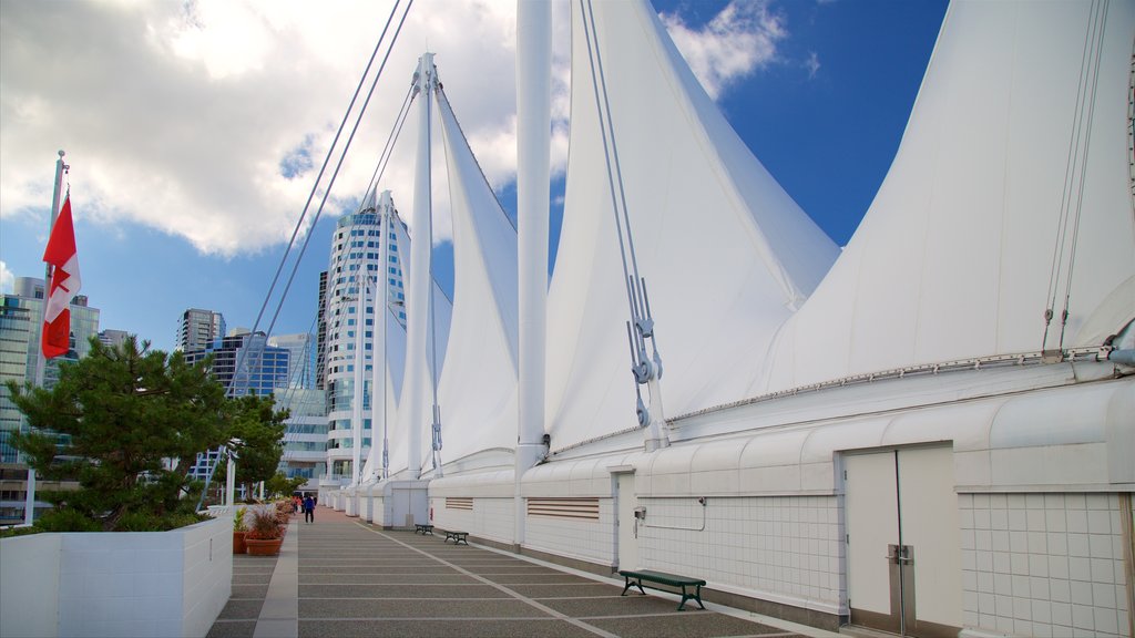 Canada Place showing a city and modern architecture