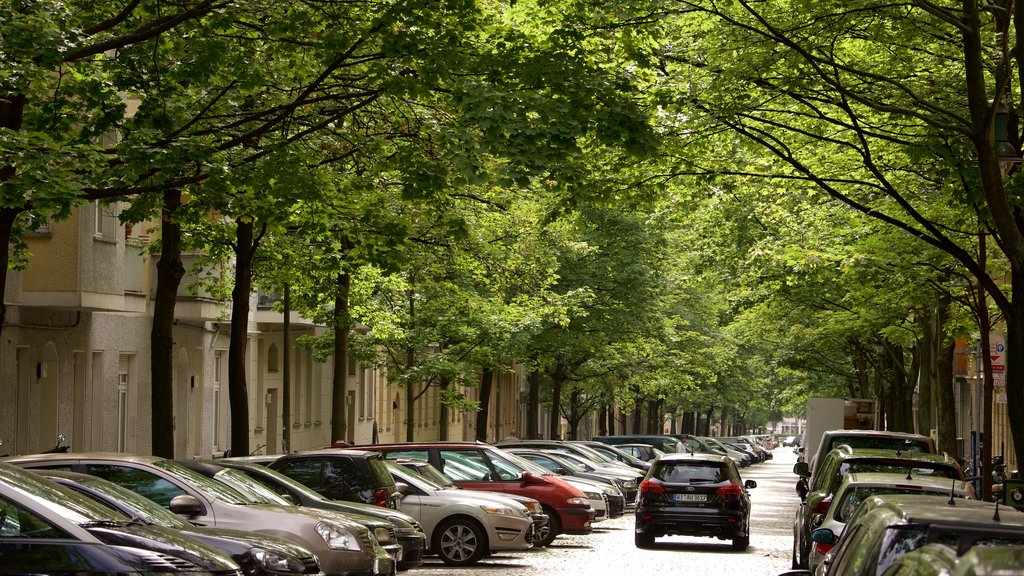 Berlin welches beinhaltet Straßenszenen