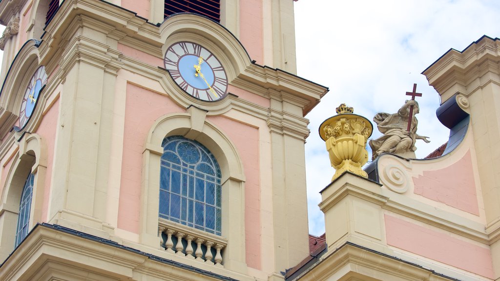 Ludwigsburg ofreciendo una iglesia o catedral