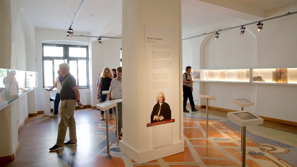 Musée Bach montrant scènes intérieures