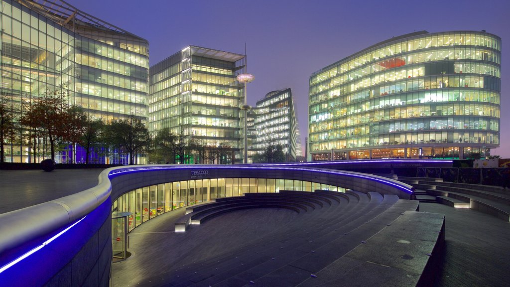 Southwark showing night scenes and modern architecture