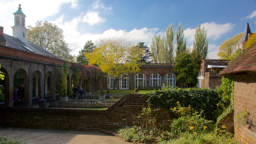 Holland Park showing heritage elements, a garden and a castle