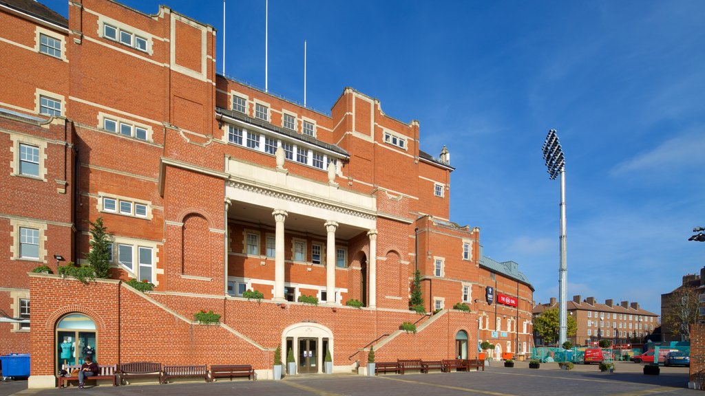 Kennington Oval mostrando arquitectura patrimonial