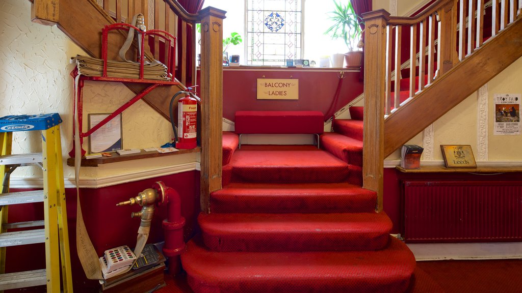 Leeds showing theatre scenes and interior views