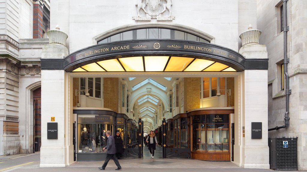 London showing signage, heritage elements and shopping