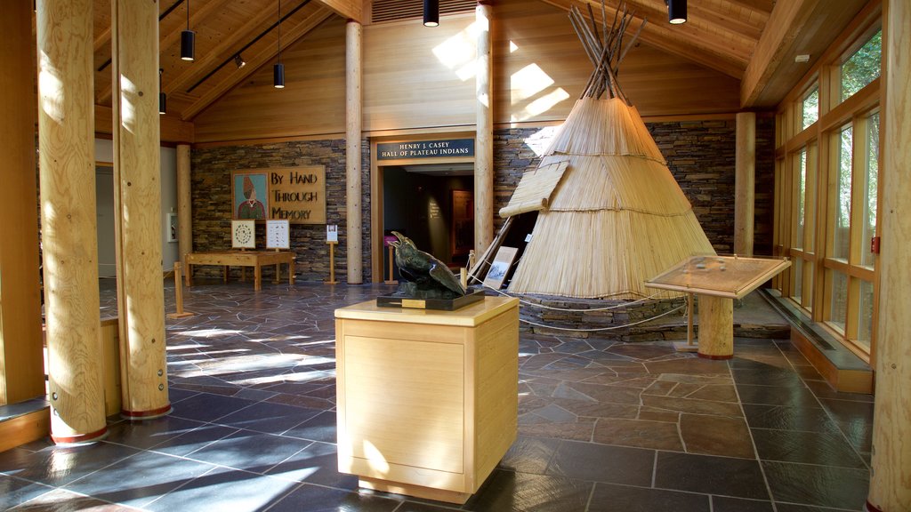 High Desert Museum featuring interior views