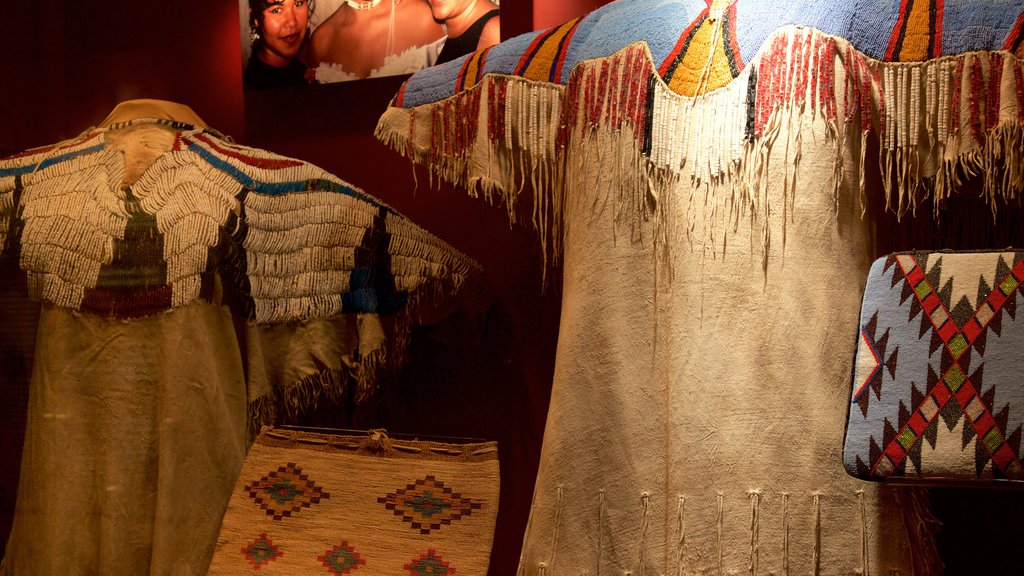 High Desert Museum showing interior views