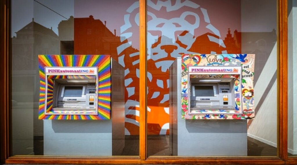 amsterdam_gay_pinkautomaat.jpg