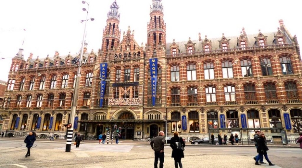 amsterdam_shopping_magnaplaza.jpg