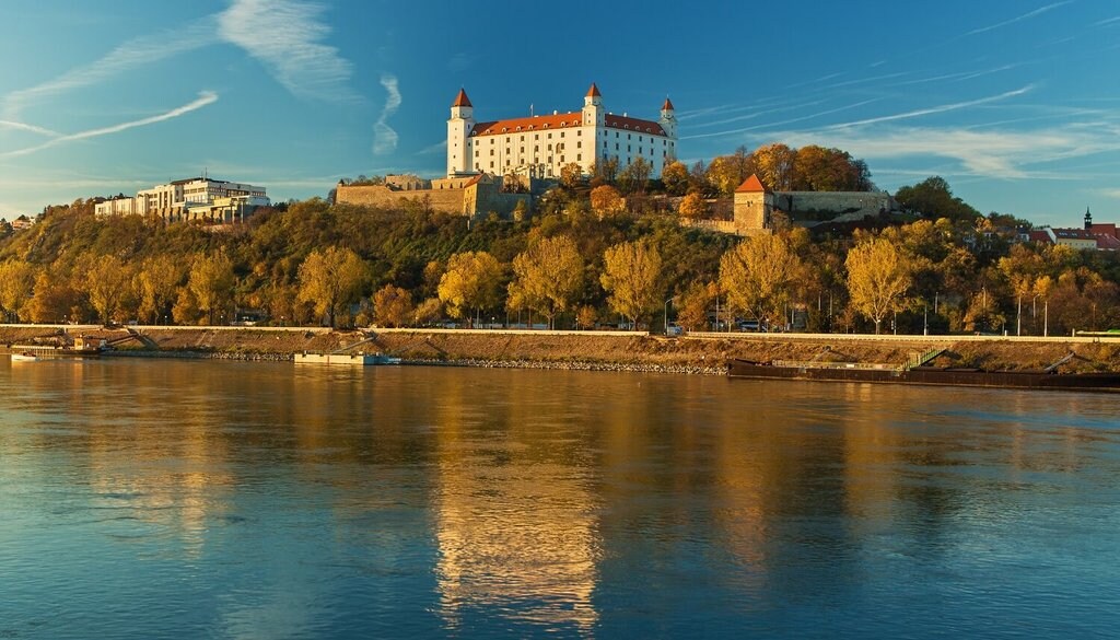 Slovakia-Bratislava_Shutterstock.jpg