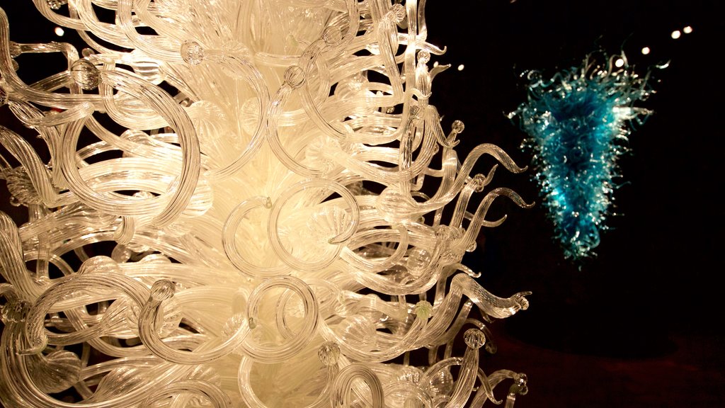 Dale Chihuly Glass Museum showing art and interior views