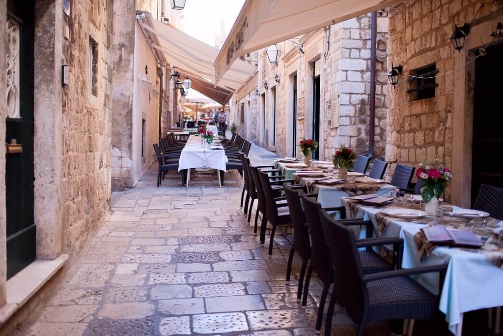 Dubrovnik-Food_Shutterstock (1).jpg