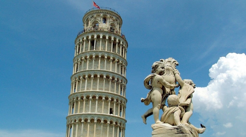 Pisa-Family_Pixabay.jpg