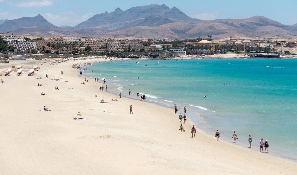 Fuerteventura-Family_Pixabay.jpg