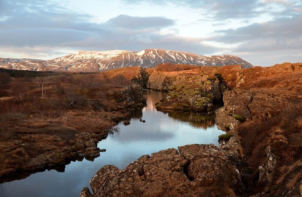 Iceland-Nature_VisualHunt.jpg