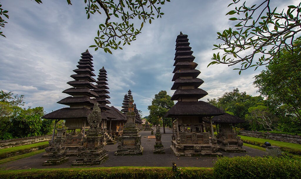 Bali_temple.jpg