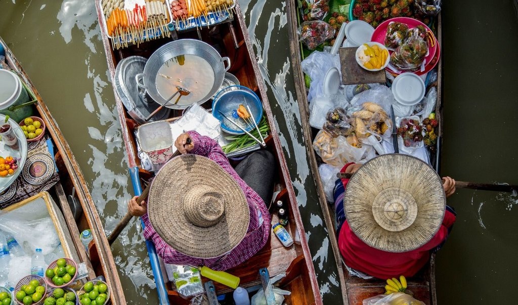 Bangkok_Shopping_FloatingMarket_Flickr.jpg