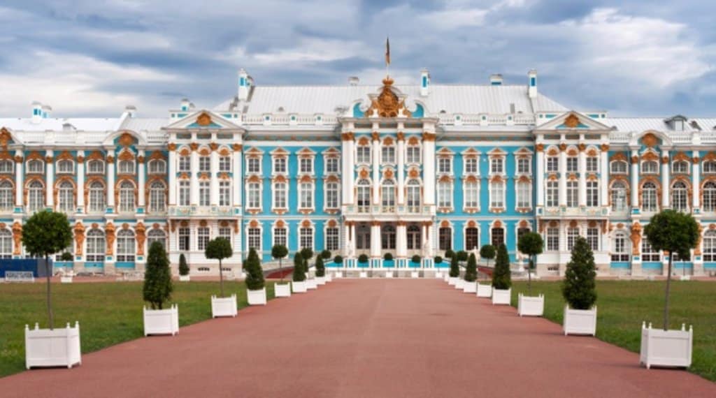 St Petersburg catherine palace.jpg