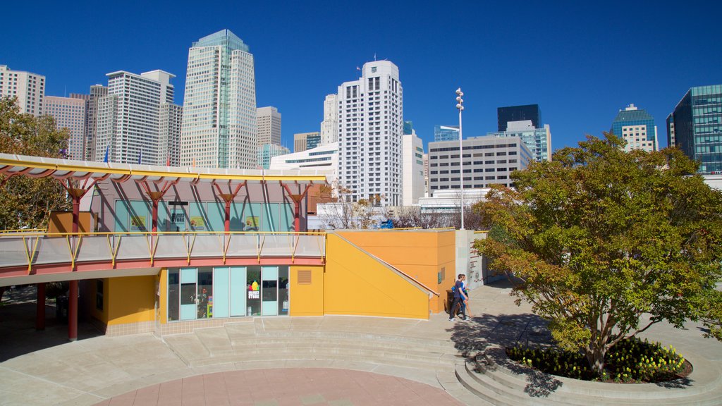 South of Market showing cbd, a high-rise building and skyline