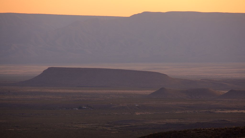 Parc national Guadalupe Mountains montrant un coucher de soleil