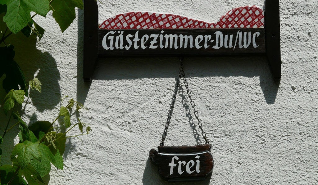 bedandbreakfast-1024x596.jpg