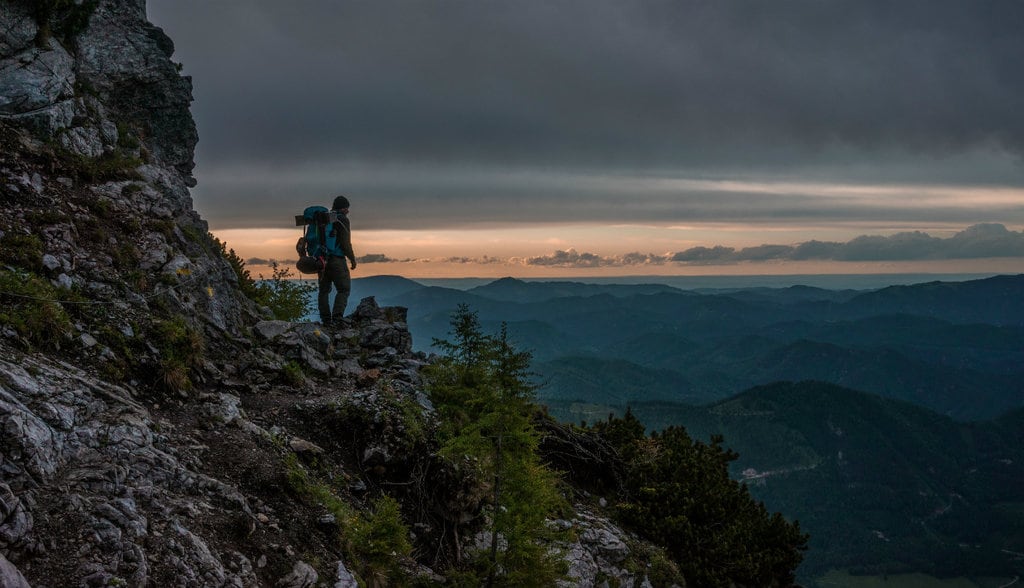 trekking-1024x588.jpg