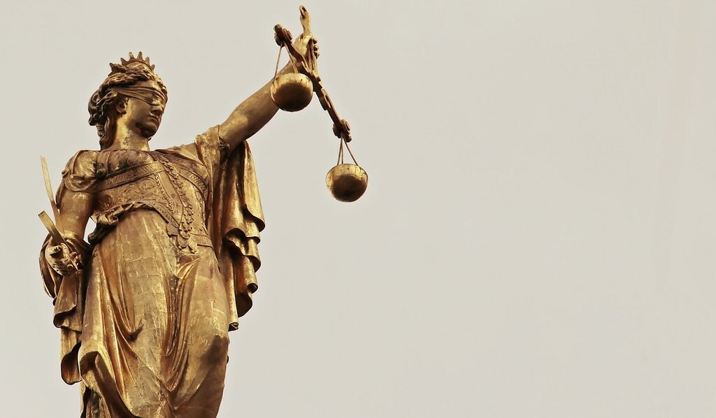 justitia-1024x598.jpg