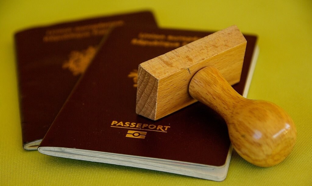 Was ist ein biometrischer Reisepass? Expedia Explore Was ist ein biometrischer Reisepass? Expedia Explore