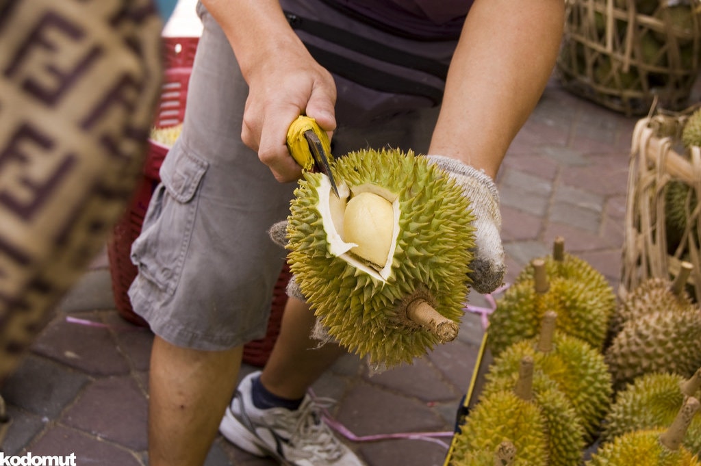 durian-oeffnen-1024x681.jpg