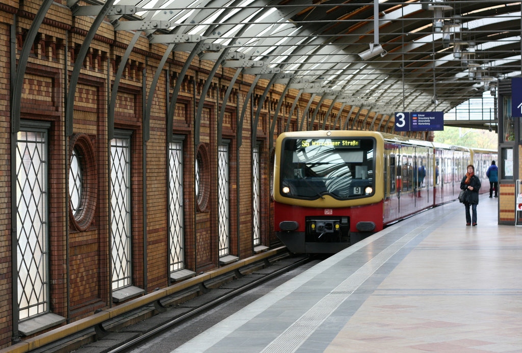 hackescher-markt-station-1024x694.jpg